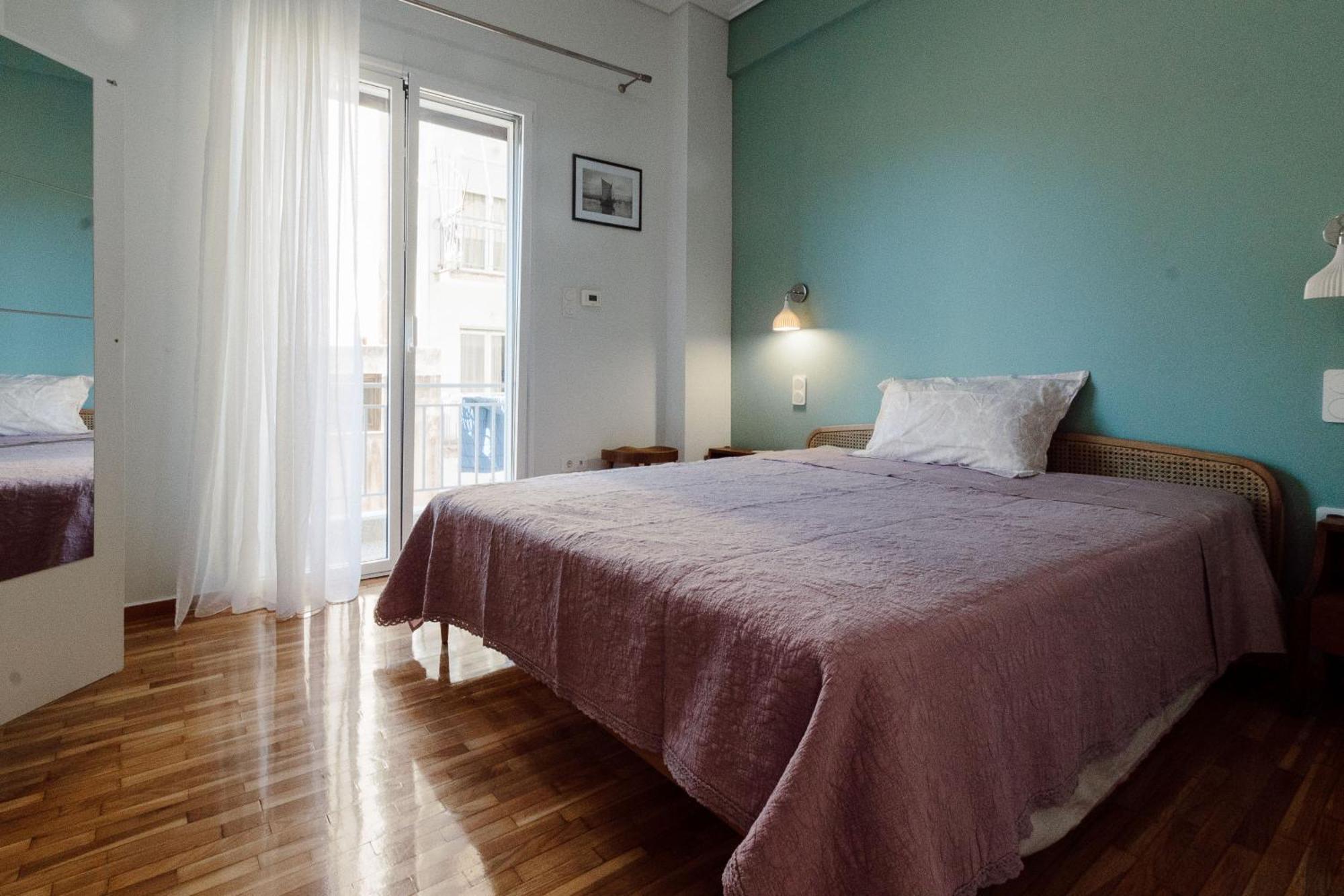 Blue Harbour House - Style Meets Comfort Piraeus Bagian luar foto