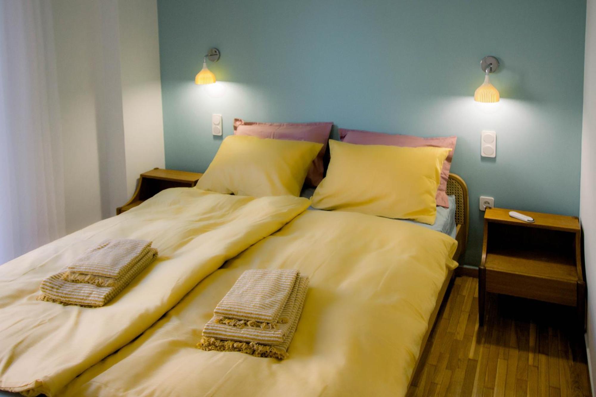 Blue Harbour House - Style Meets Comfort Piraeus Bagian luar foto