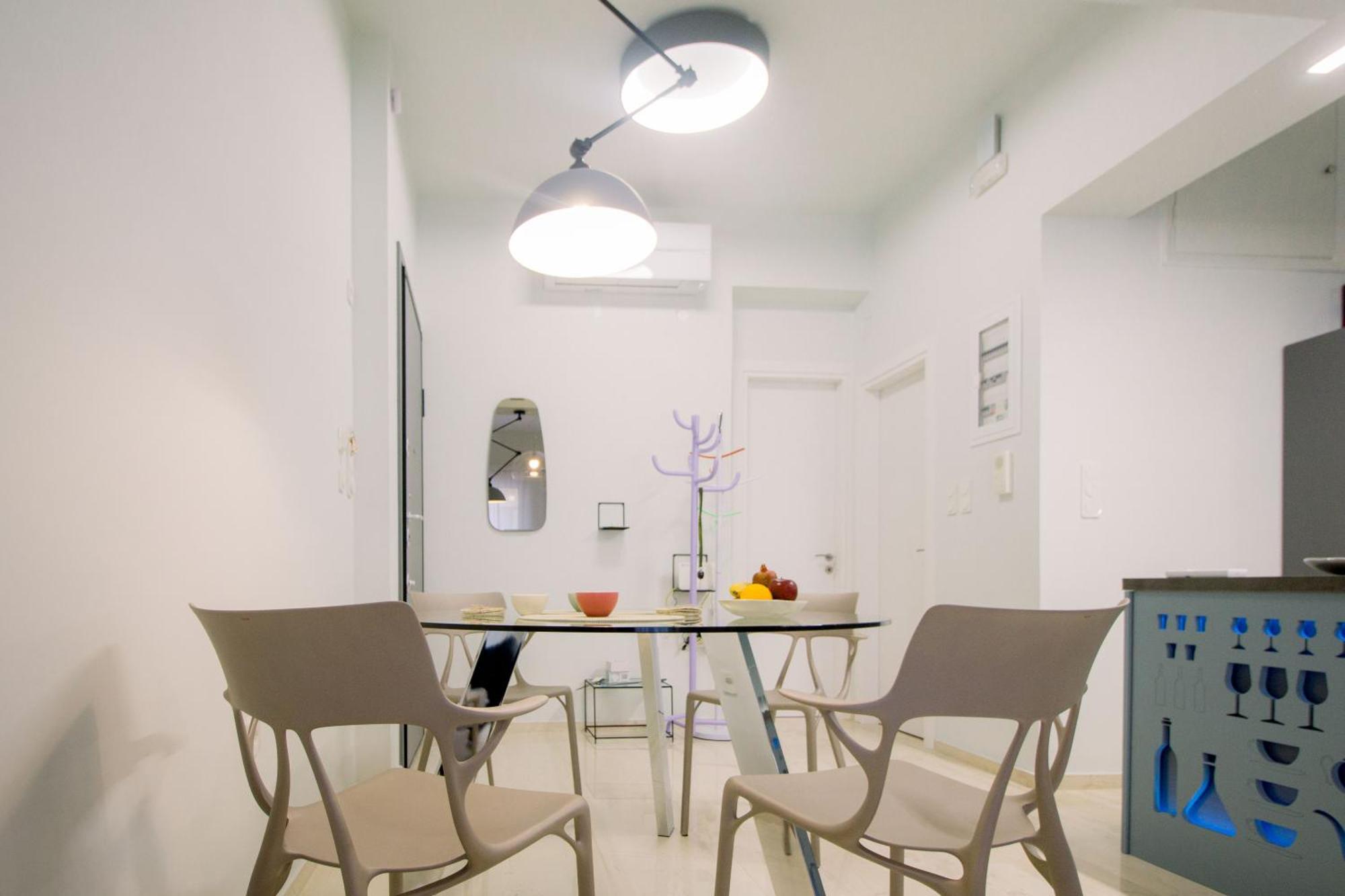 Blue Harbour House - Style Meets Comfort Piraeus Bagian luar foto